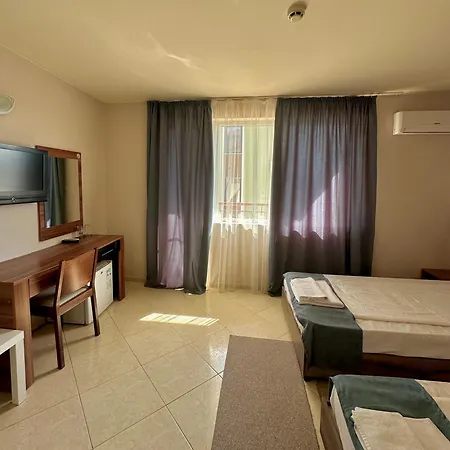 Brilliance Hotel 3*