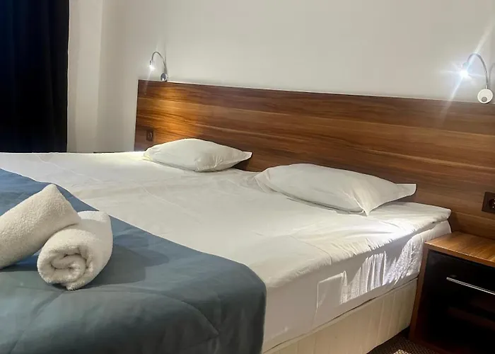 Brilliance Hotell 3*