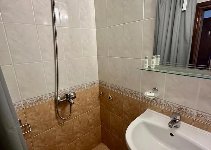 Brilliance Hotell 3*