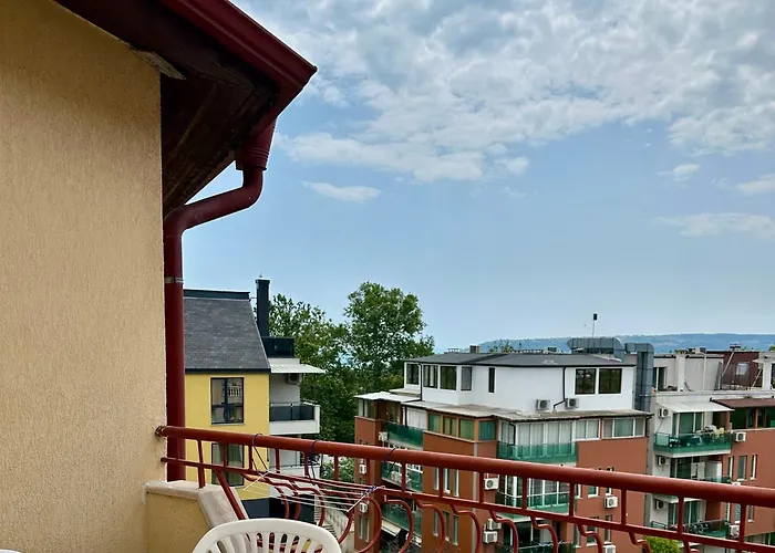 Brilliance Hotell 3*